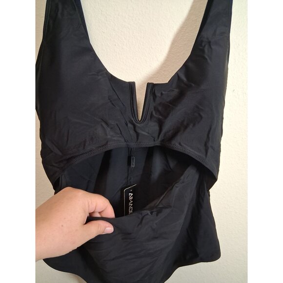 NWT 1 Piece Swimsuit Summer Beach Pool Vacation Maroon Size 2XL - Picture 2 of 5